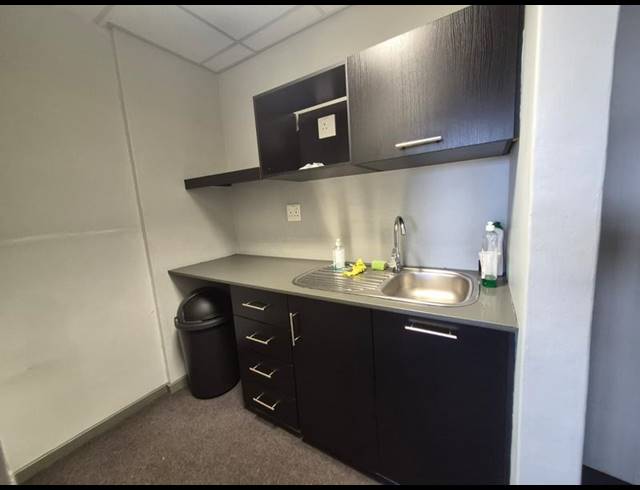 OFFICE PROPERTY TO RENT IN MONTROSE